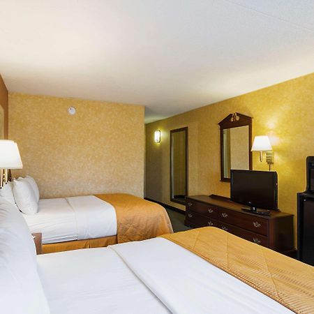 Clarion Inn פיירמונט מראה חיצוני תמונה