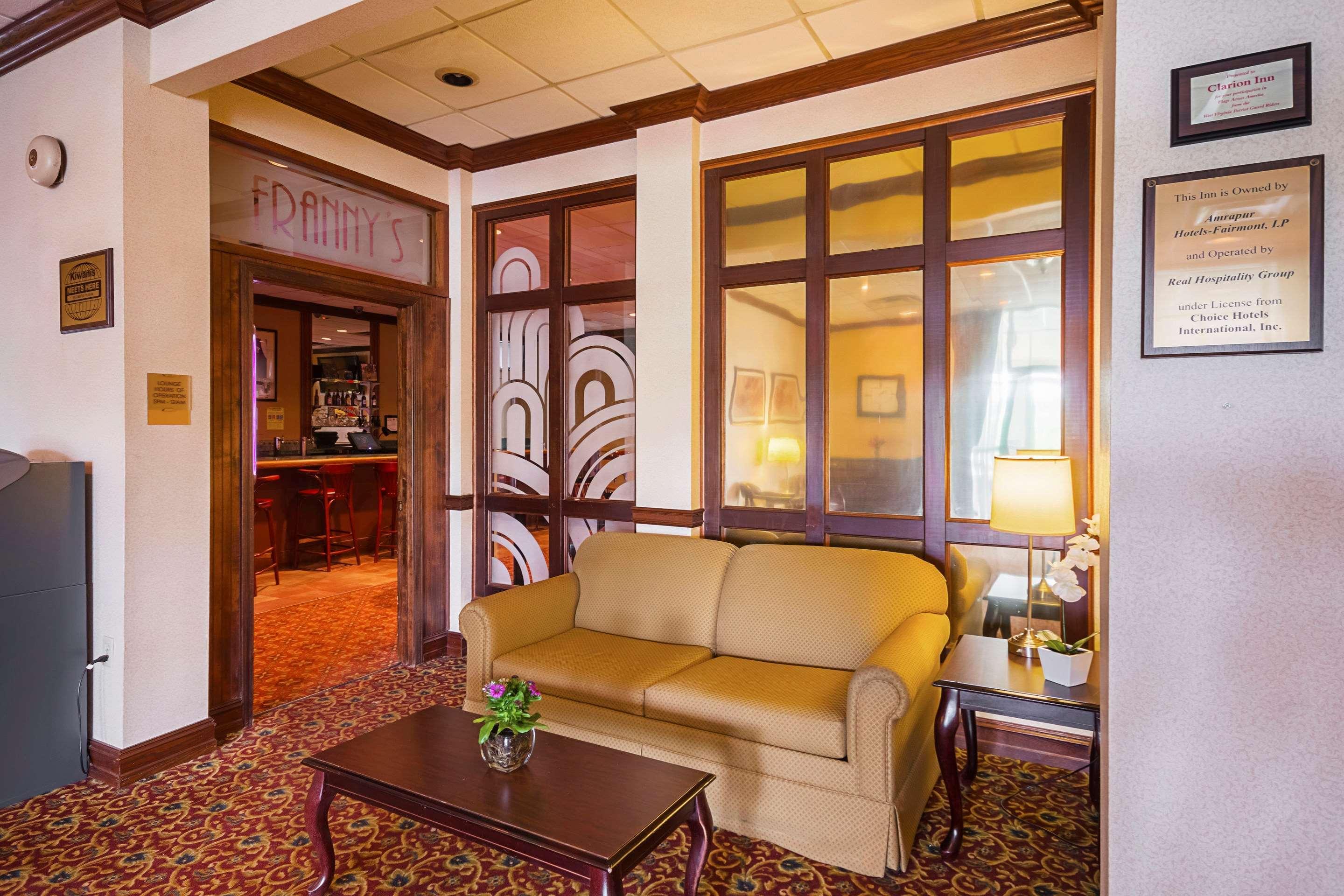 Clarion Inn פיירמונט מראה חיצוני תמונה